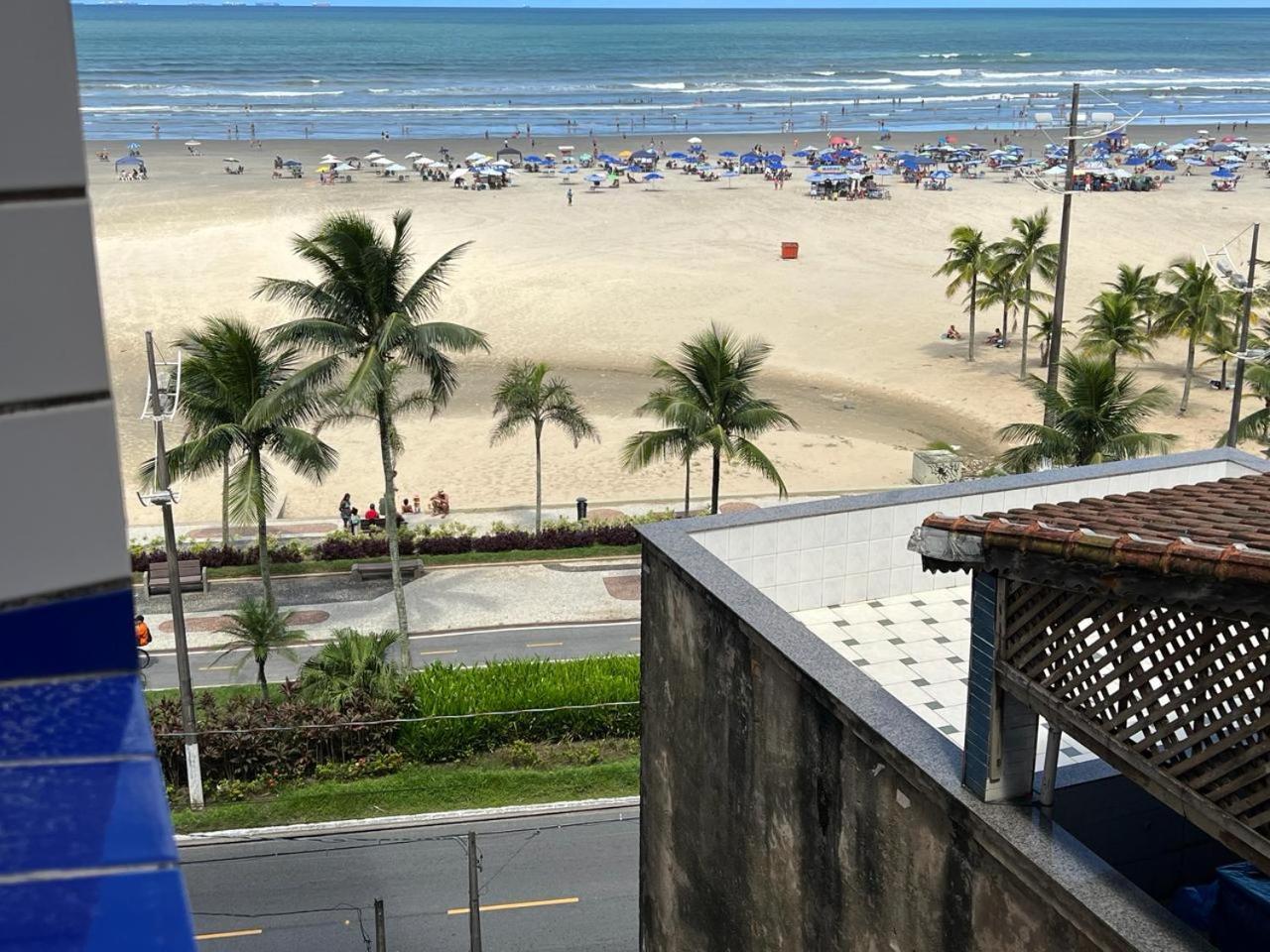 Guilhermina Pe Na Areia Vista Espetacular *